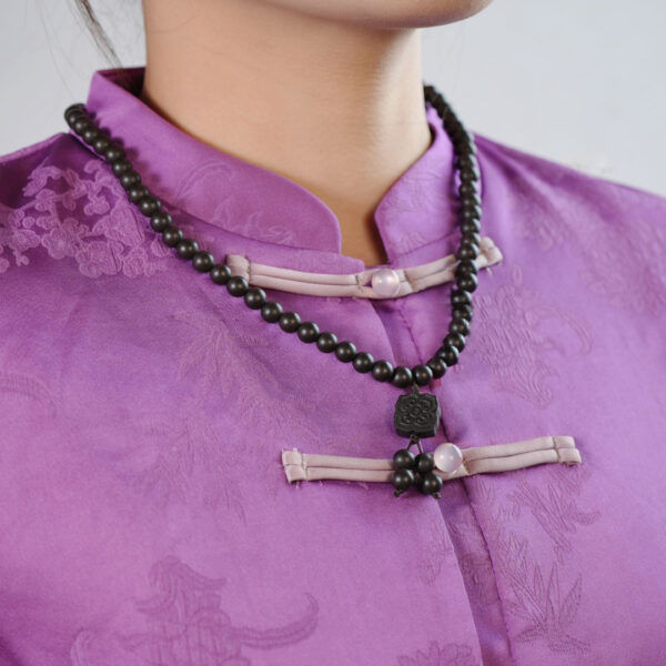 Yang Yuan incense beads: Collectible-grade plain circle handcrafted from selected natural materials.