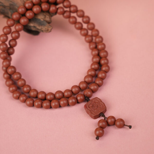 Shen Yuan incense beads: Collectible-grade plain circle handcrafted from selected natural materials.